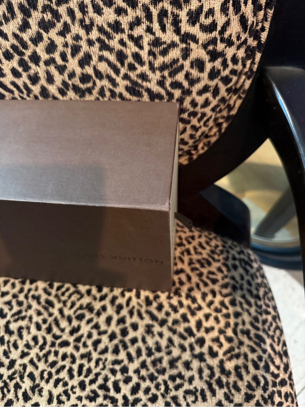 Accessory Box Identification - Picture 3 of 15